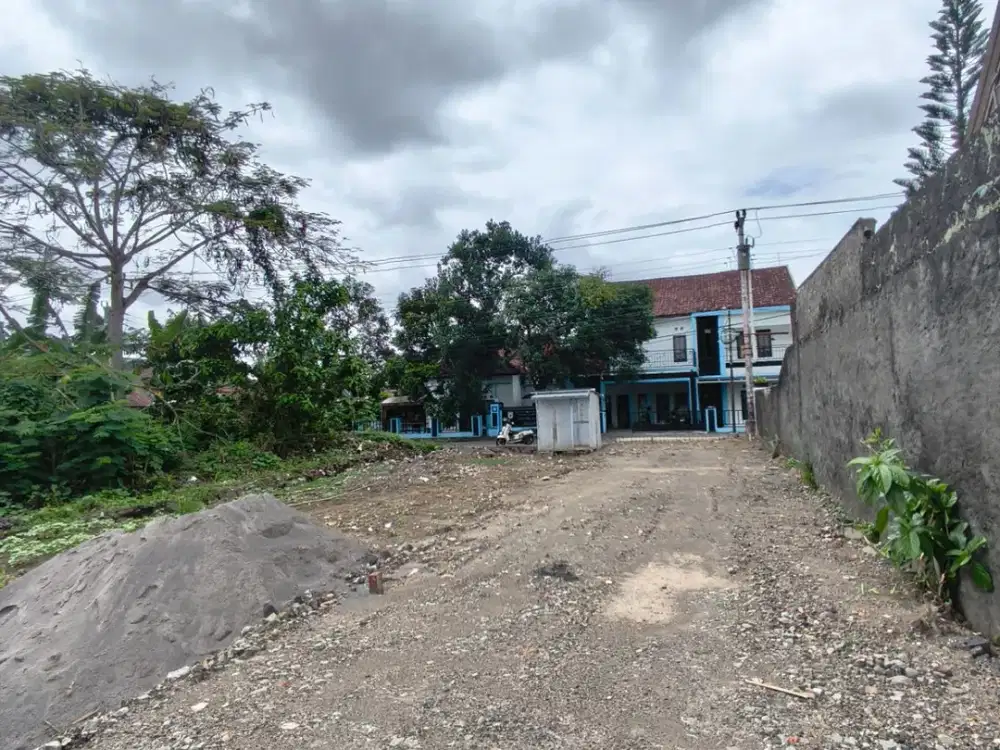 Tanah Jogja Dijual Dekat UGM, Kawasan Premium Condong catur Seturan Pogung : SHM Pekarangan