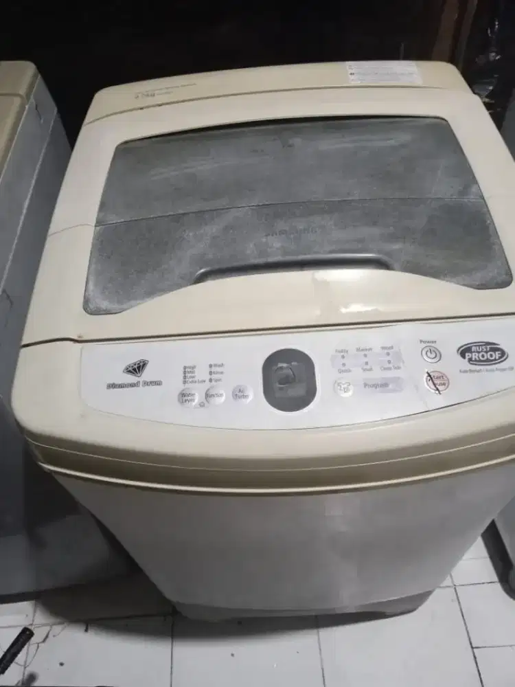 mesin cuci 1 tabung merek Samsung