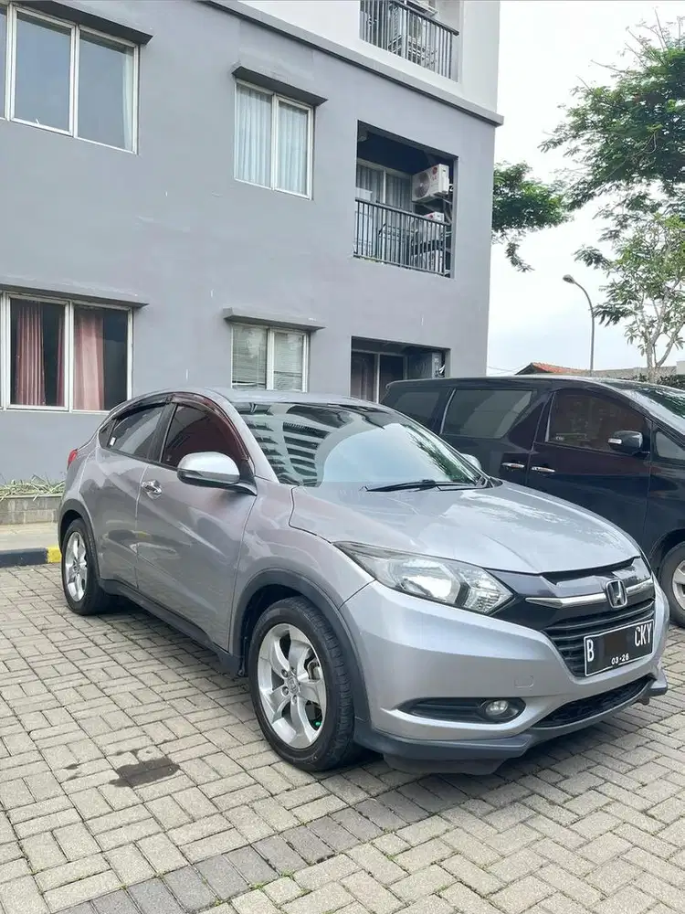 [Pribadi] Dijual HRV 1.5E A/T Th.2016 - Siap pakai, irit, terawat!