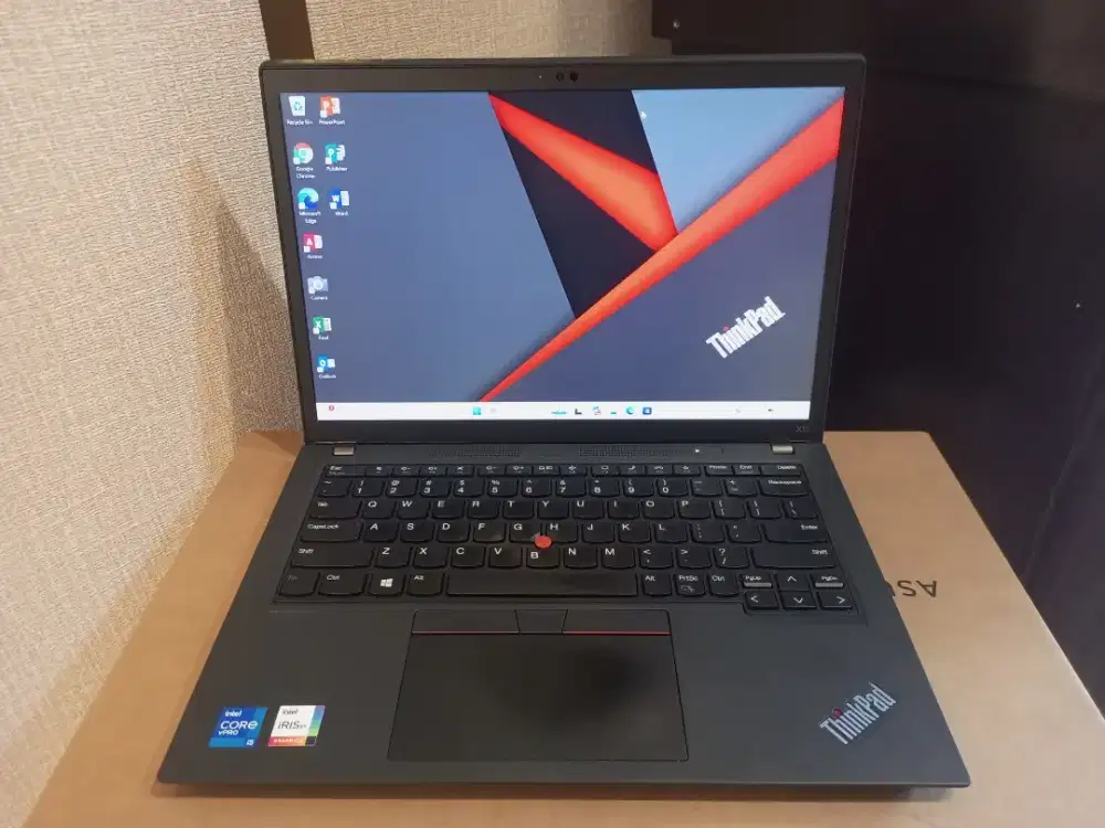 Laptop Lenovo Thinkpad X13/Intel Core i5 Gen 11/RAM 16/256 GB