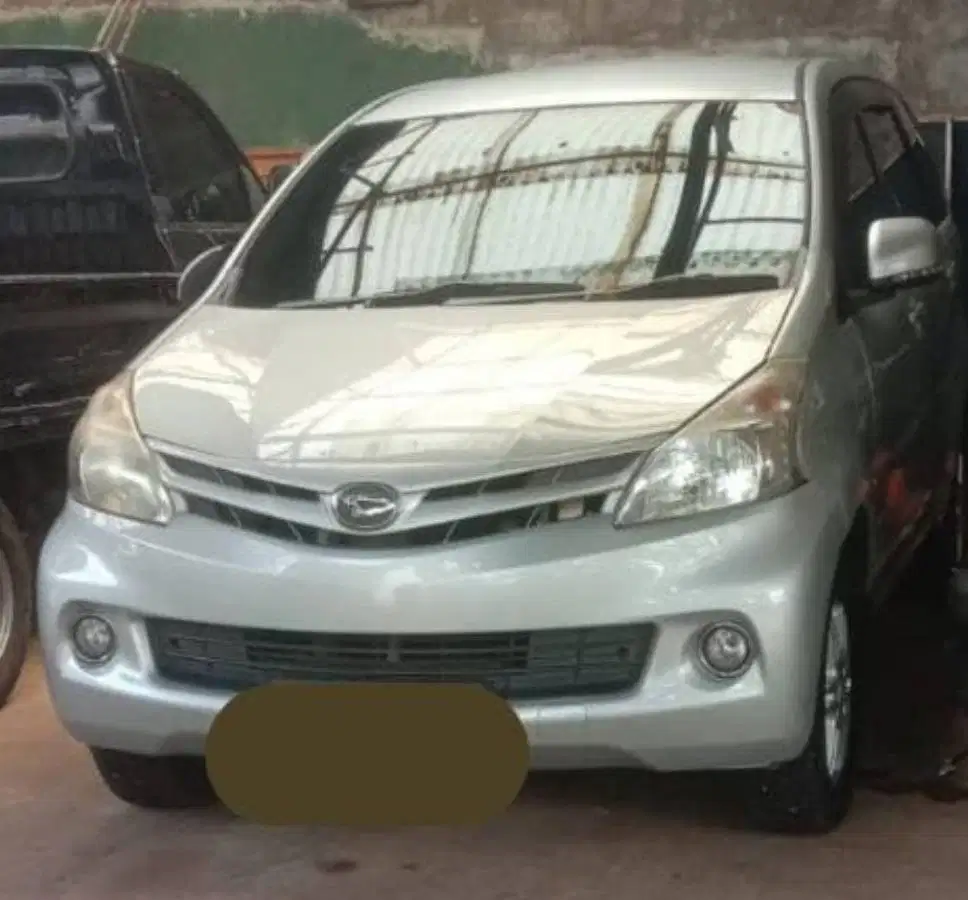 Xenia 1.3 R Deluxe AT 2014