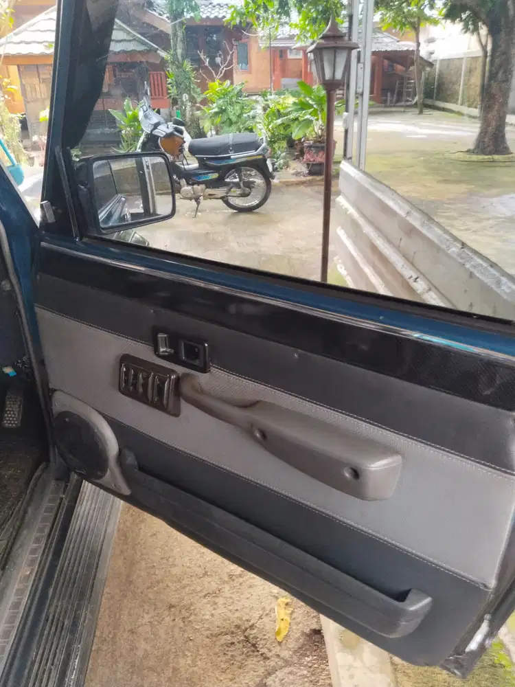 Daihatsu Feroza 1995 Bensin