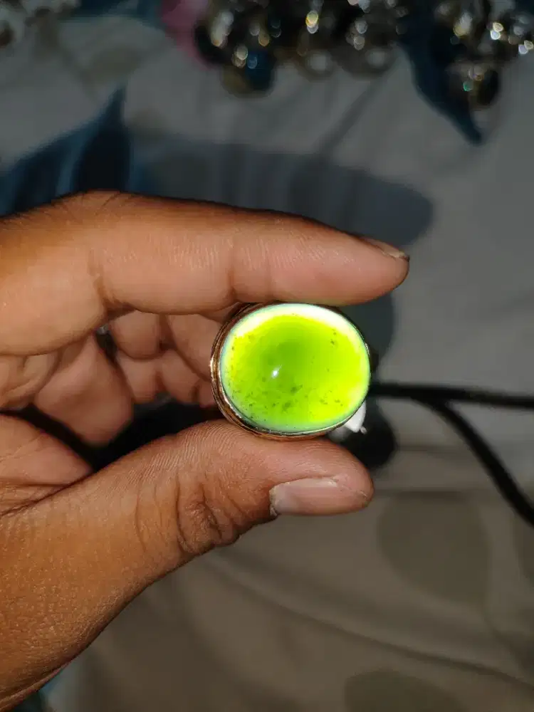 Natural Batu King Emerald Aceh Kristal (Serpentine Aceh)