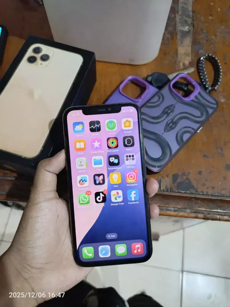 iPhone 11 pro 64 GB inter