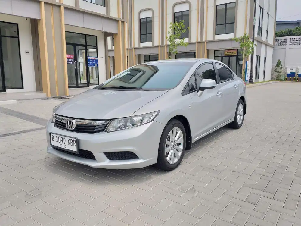 Honda Civic 1.8 AT 2013 LOW KM