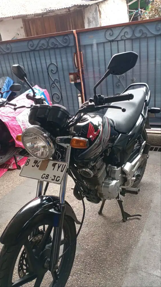 Megapro Primus 2010 Hitam