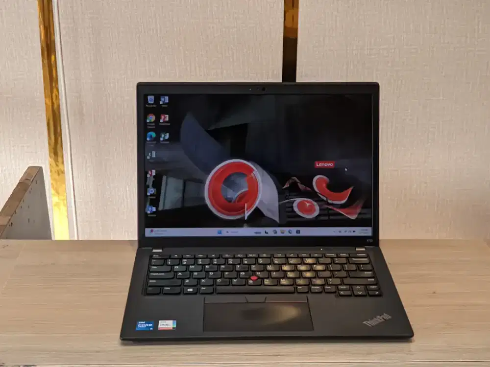 Laptop Lenovo Thinkpad X13 i5 Gen 11 Ram 16 GB SSD 256 GB Mulus