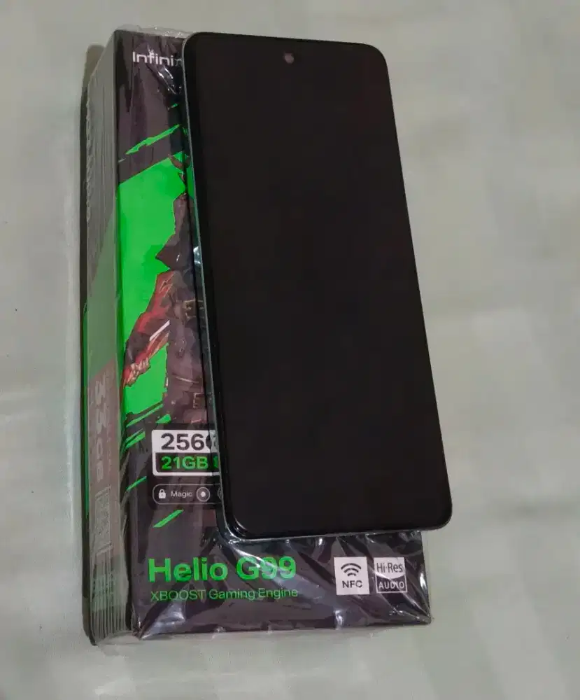 Dijual HP Infinix Hot 40 Pro 12/256 GB
