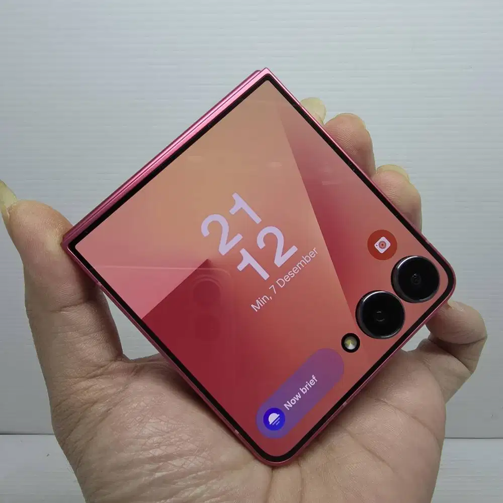 LIKE NEW 99,99% MULUS SAMSUNG GALAXY Z FLIP 7 12/512 CORAL RED SEIN