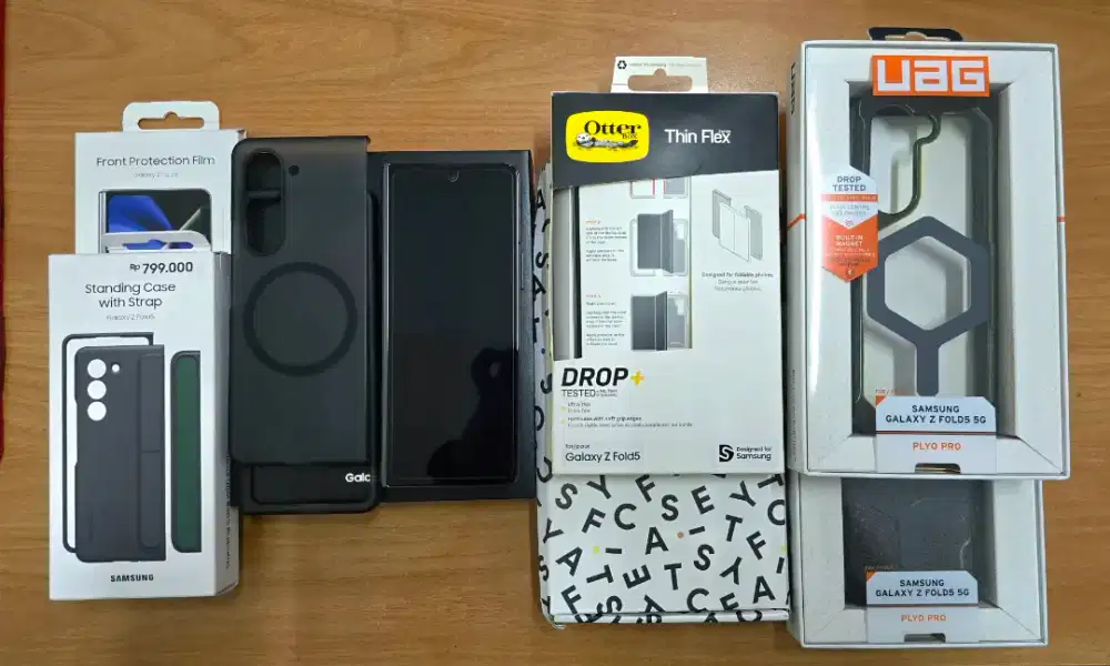 Samsung Galaxy Z Fold 5  Phantom Black 12/512GB (banyak bonus)