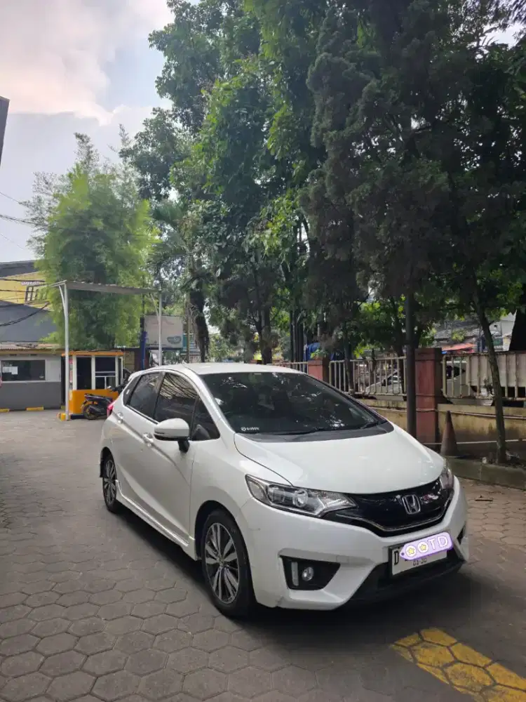 Bismillah numpang jual Honda RS. Cvt. 2015.no.D.wrn putih.