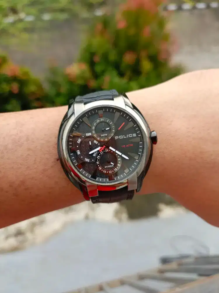 Jual jam tangan police day date
