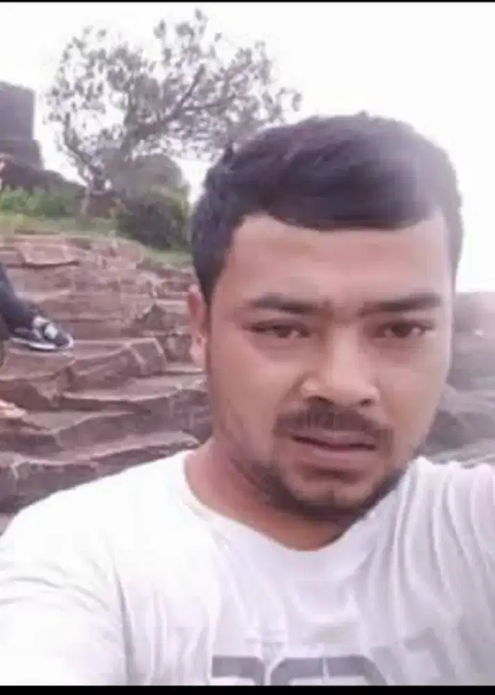 mencari pekerjaan apa saja yg penting halal