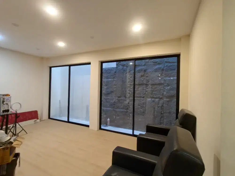 Jasa tukang kusen,pintu,jendela aluminium kaca