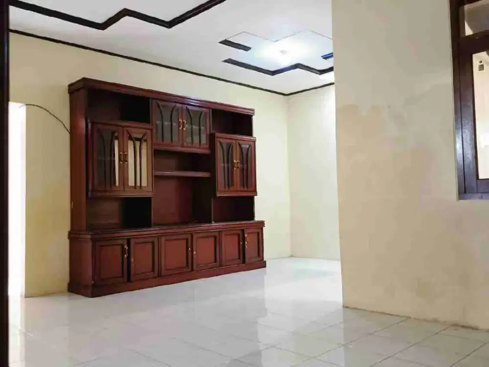 RUMAH SARIJADI JALAN UTAMA SIAP HUNI 40JT/THN.