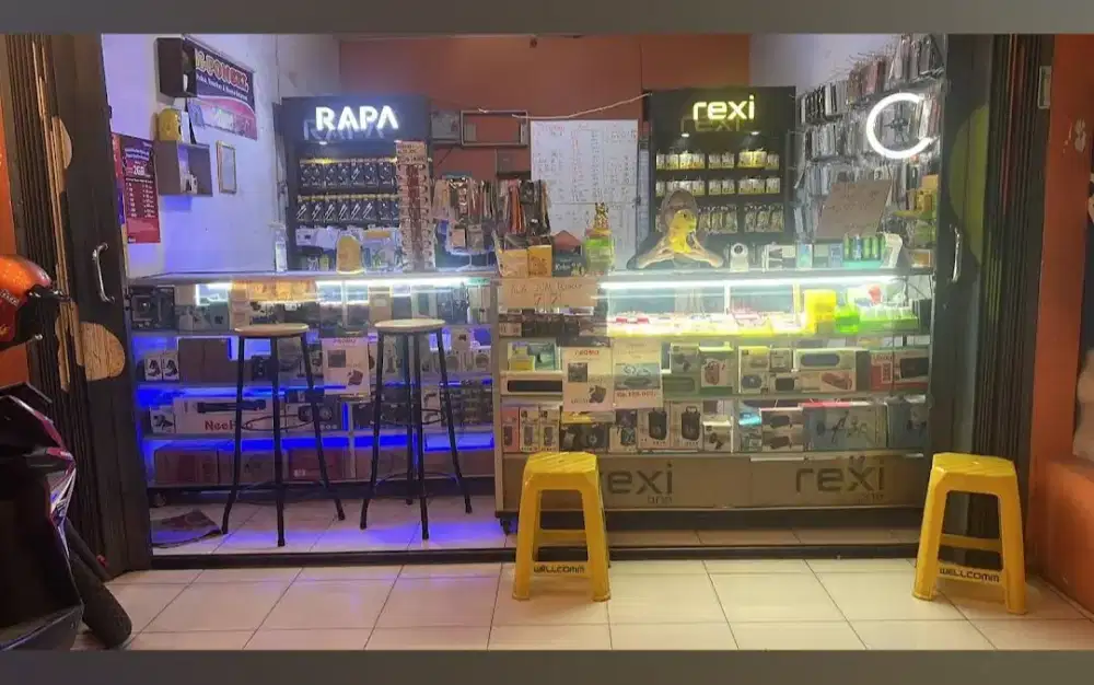 Lowongan kerja di M-Ponsel