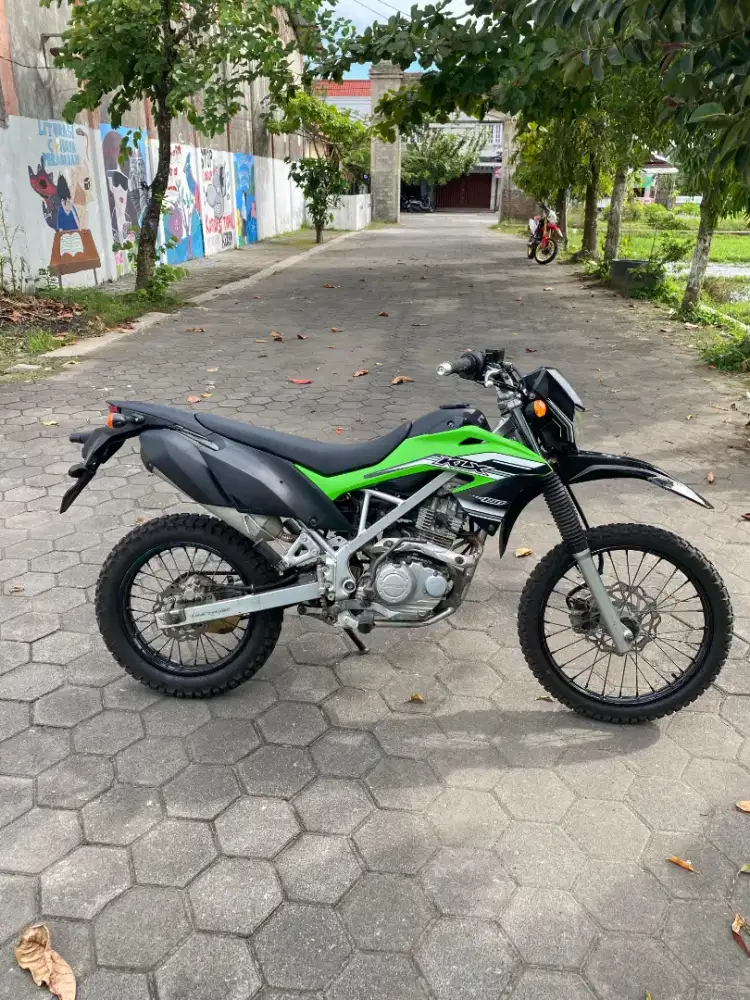 KLX G 2016 klx trail Kawasaki KLX trail Kawasaki trail crf