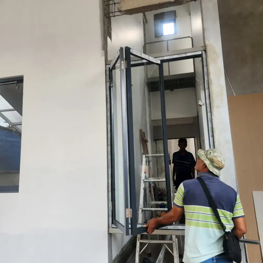 Jasa tukang kusen,pintu,jendela aluminium kaca