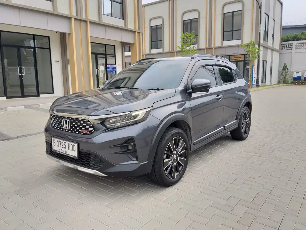 HONDA WR-V RS SENSING AT 2023/2024 LOW KM & SUPER LIKENEW