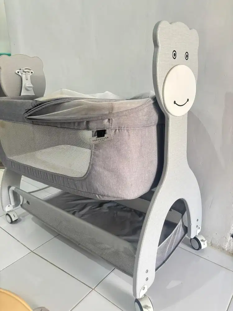 Box Bayi Pliko Vancouver