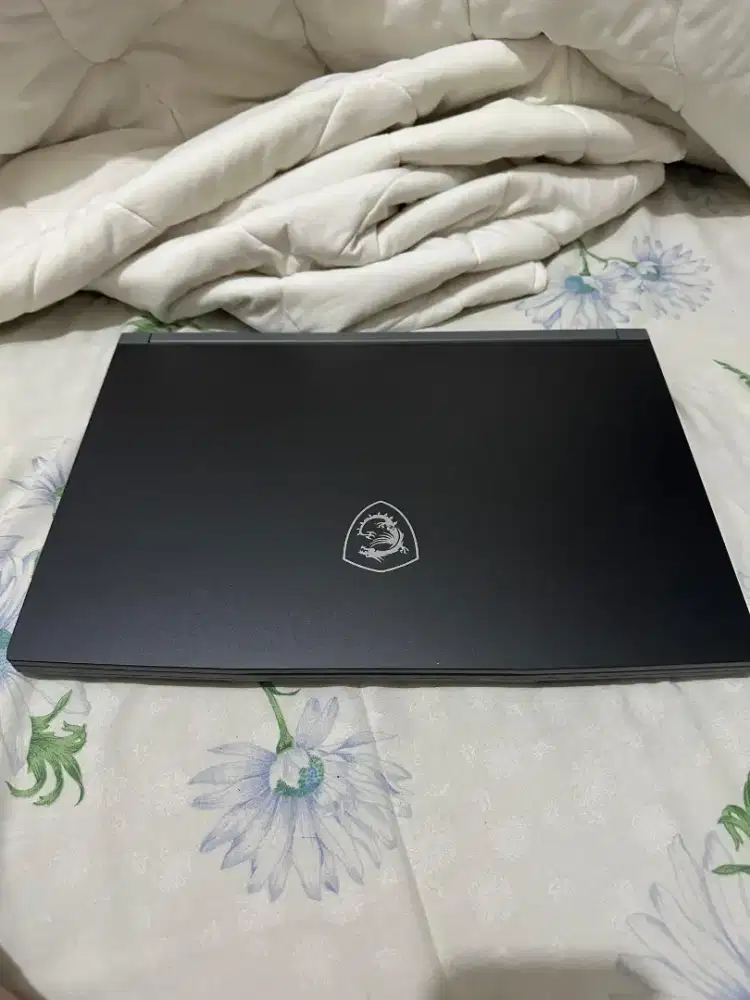 MSI Thin 15 B12UC i5-12450H RTX 3050 8GB 512GB 15.6 FHD 144Hz Win11