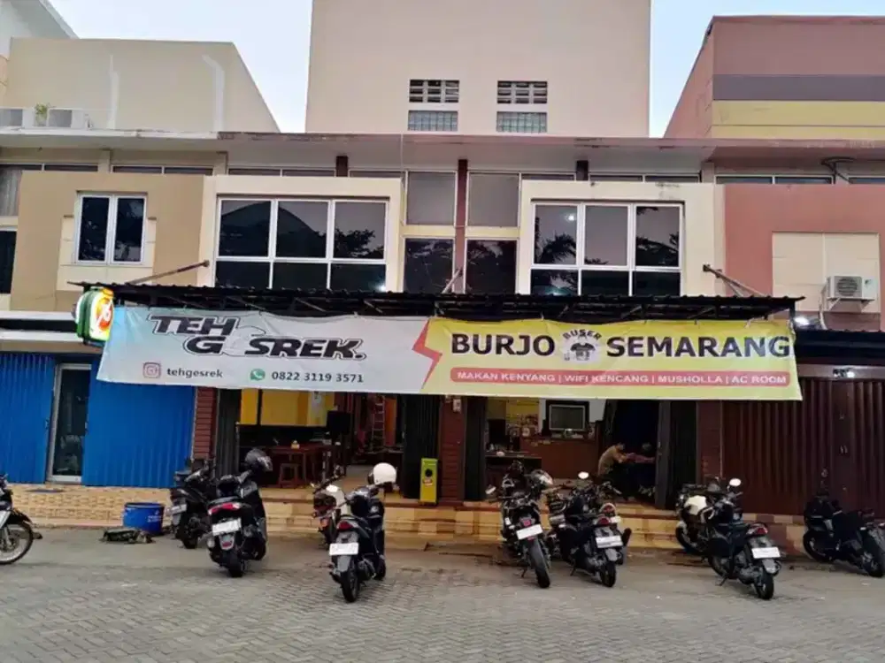 2 Unit Ruko 3 Lt di Kampoeng Semawis sebelah UNIMUS Jl Kedungmundu Raya