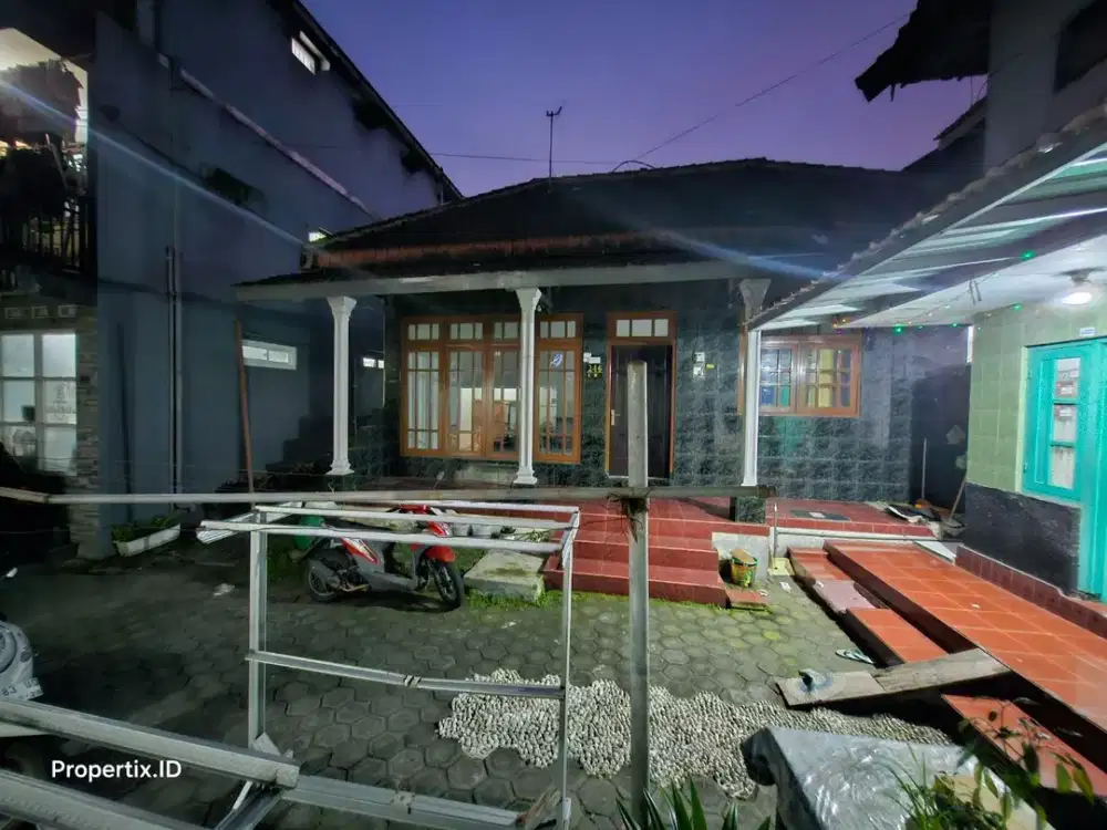 Rumah Tua Dijual Harga Tanah, Hanya 70 Meter Dari Kampus UB