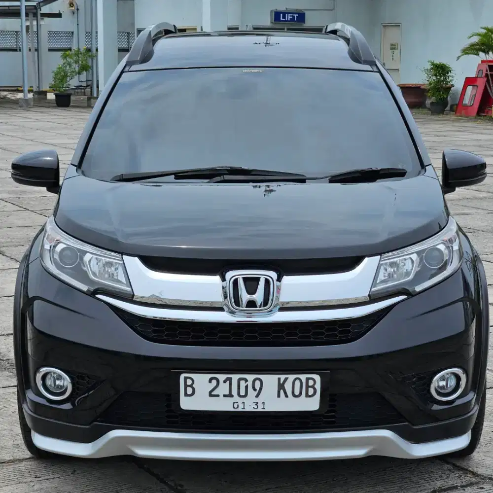 Honda Brv Prestige 2019 A/T New model Pajak panjang Tgn 1 istimewa