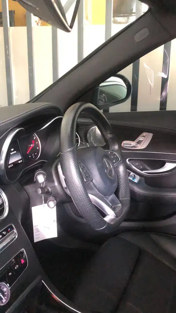 Mercedes-Benz C250 2015 Bensin