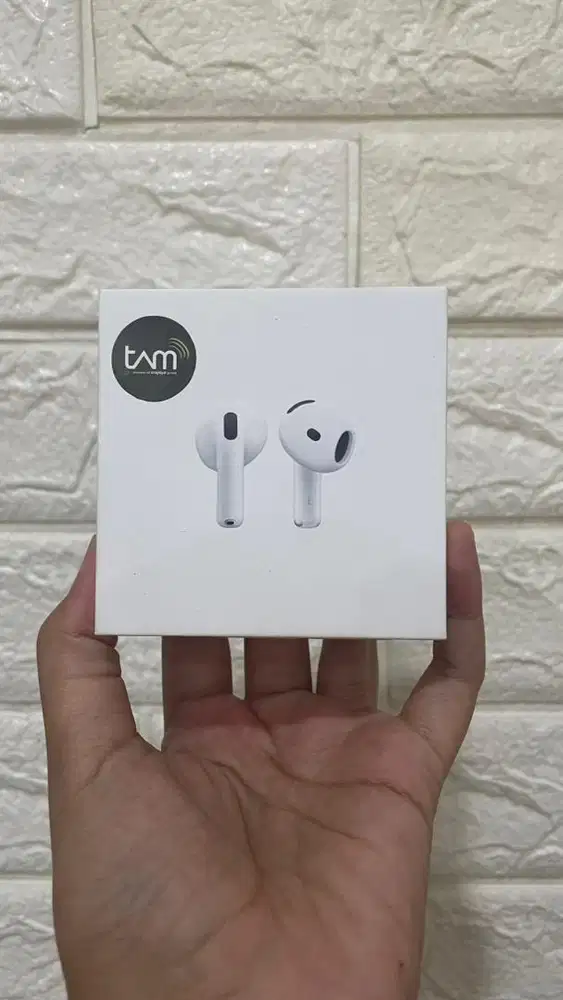 AIRPODS GEN 4 BRAND NEW