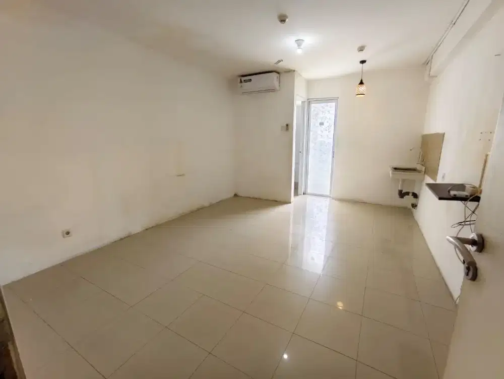 Apartemen bassura city studio kosongan tower E