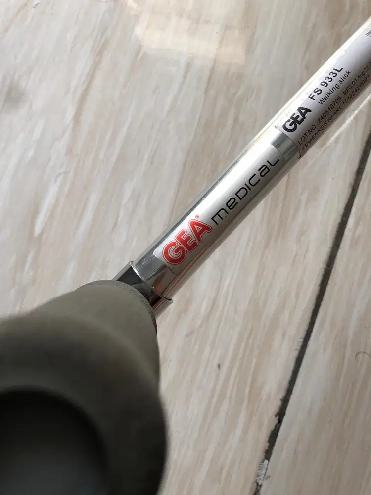 Alat bantu Jalan (walking stick)