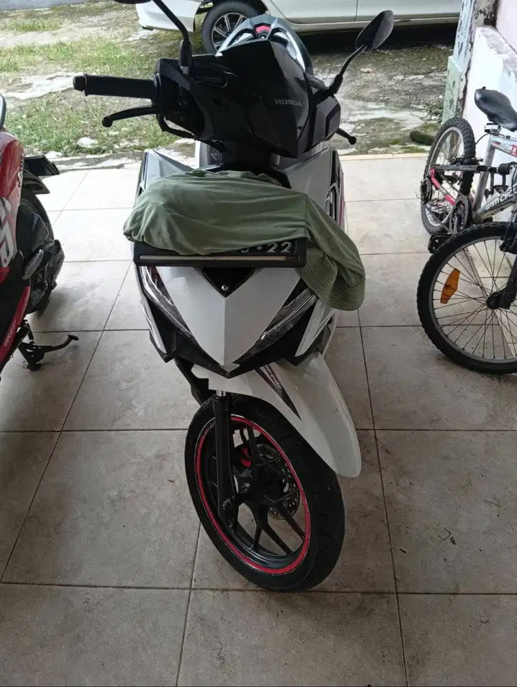 Jual vario 125cc tahun 2017