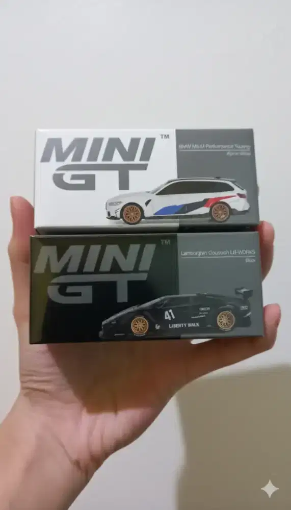 MiniGT Seal BMW & Lamborghini