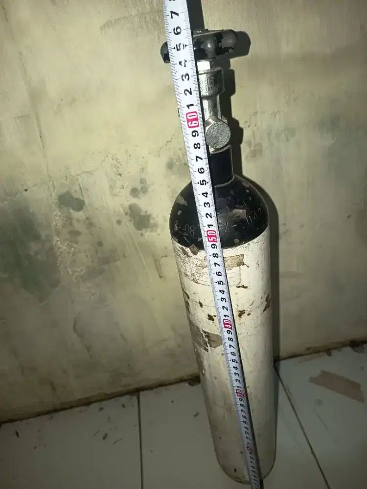 Tabung oksigen/nitrogen kosong