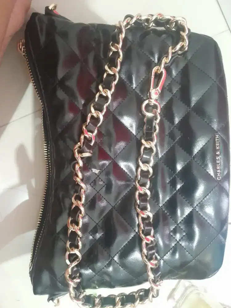 Tas & hels Charles & Keith original