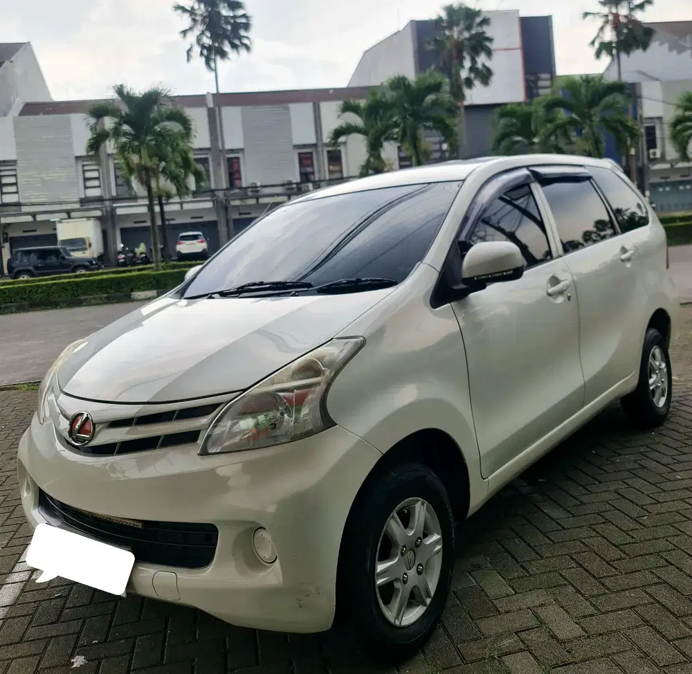 Daihatsu Xenia 2015 Bensin