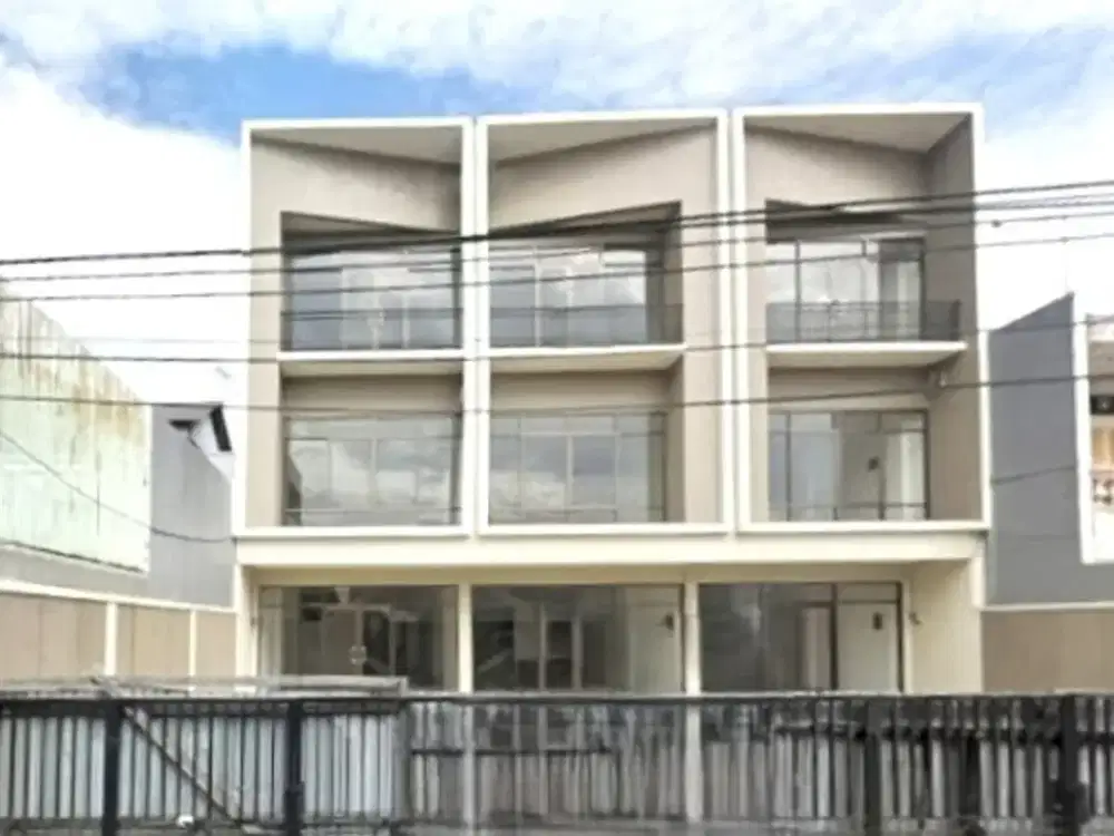 Ruko Di Jatinegara Jakarta Timur 9437