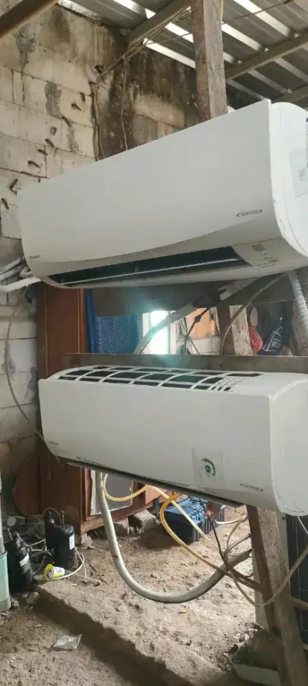 AC SEKEN ½pk UNIT LIKENEW BERGARANSI 1THN TERIMA BERES 100% FUL ORI