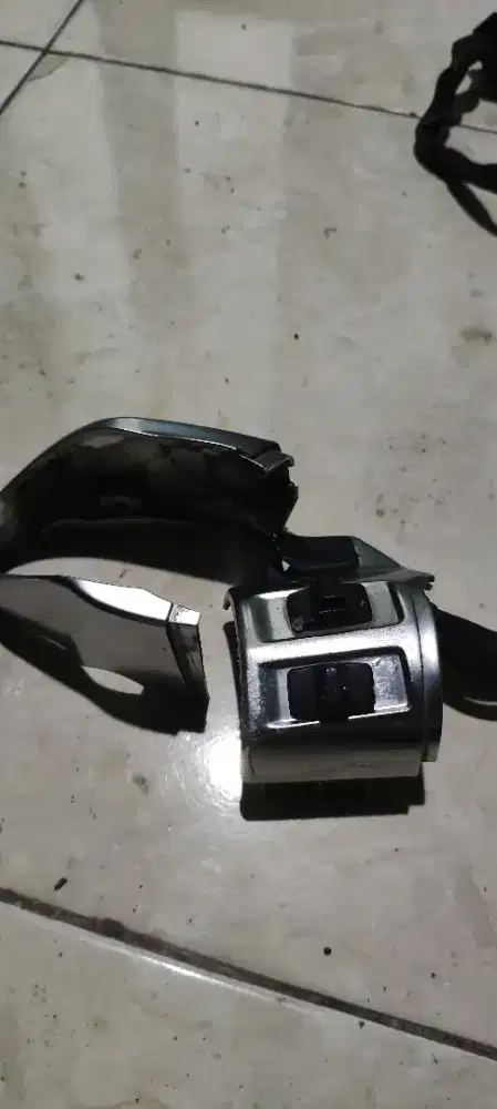 Saklar kanan / lampu primavera iget non abs