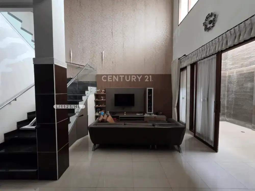 Rumah Full Furnished Bersih Dan Strategis D Batununggal Bandung