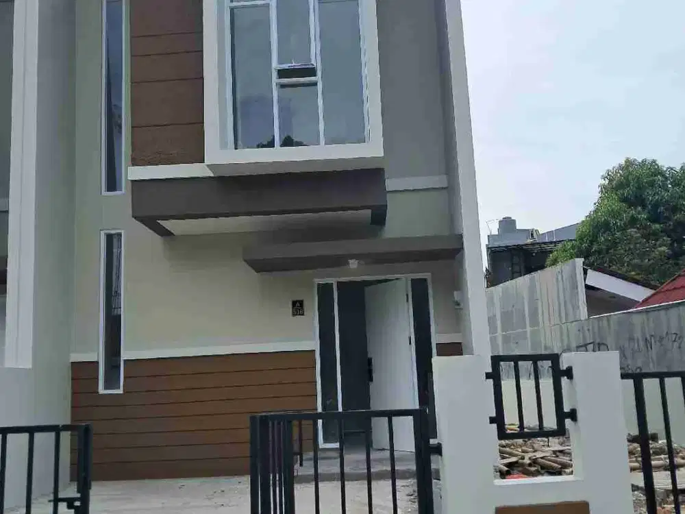 Rumah Usaha Di Boulevard Vila Dago Pamulang Tangsel Tanah Besar