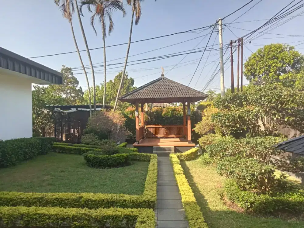 rumah siap huni 2 lantai di arcamanik deket sport jabar