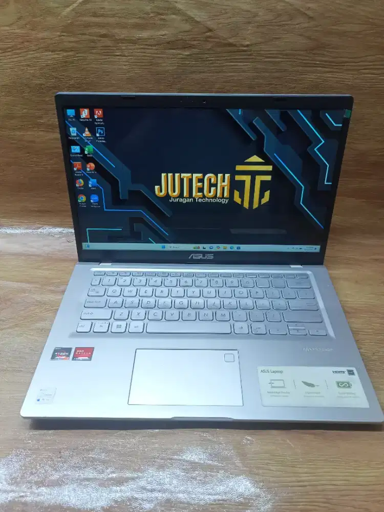 Laptop Asus vivobook Ryzen 3 Slim RAM 8 GB, Siap pakai