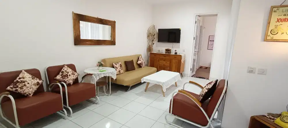 Ruumah Retro for  staycation dekat mal the Breeze n Aeon jalan kaki