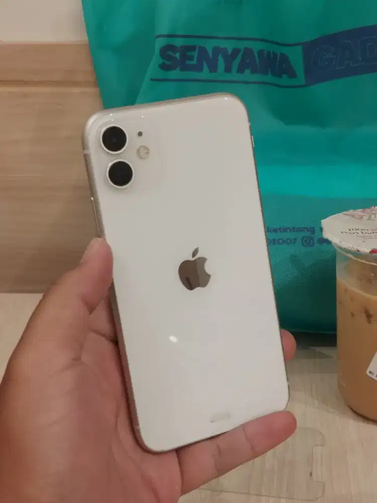 Iphone 11 64GB ibox fullset battrey 74%