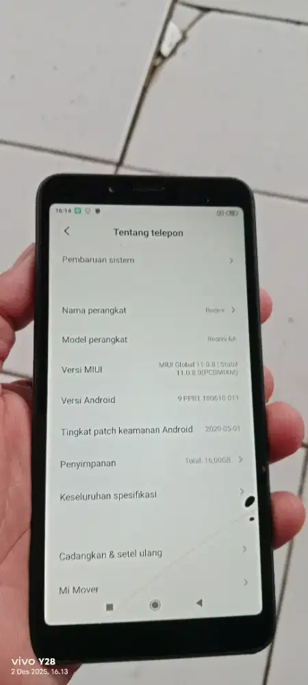Redmi 6a.  2/16. Mnus retak sehelai noda item dkit