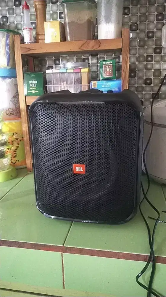 Speaker jbl encorr 2