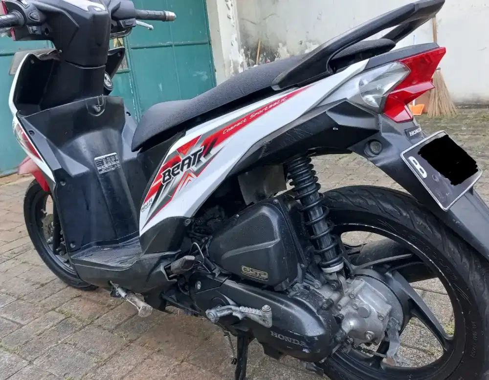 Beat Fi 2015 Putih Merah