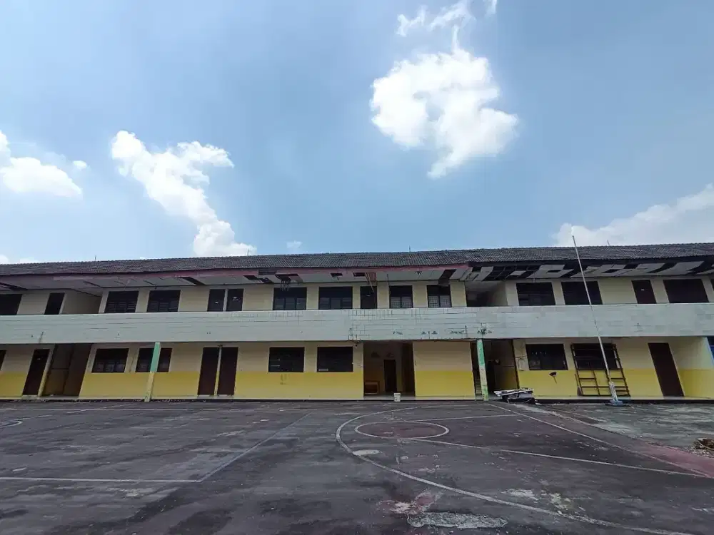 Gedung Sekolah Bekasi di Kranji, Bekasi Barat *l1206ns